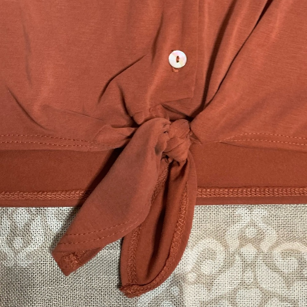 Rust colored button tie front blouse - Picture 10 of 10
